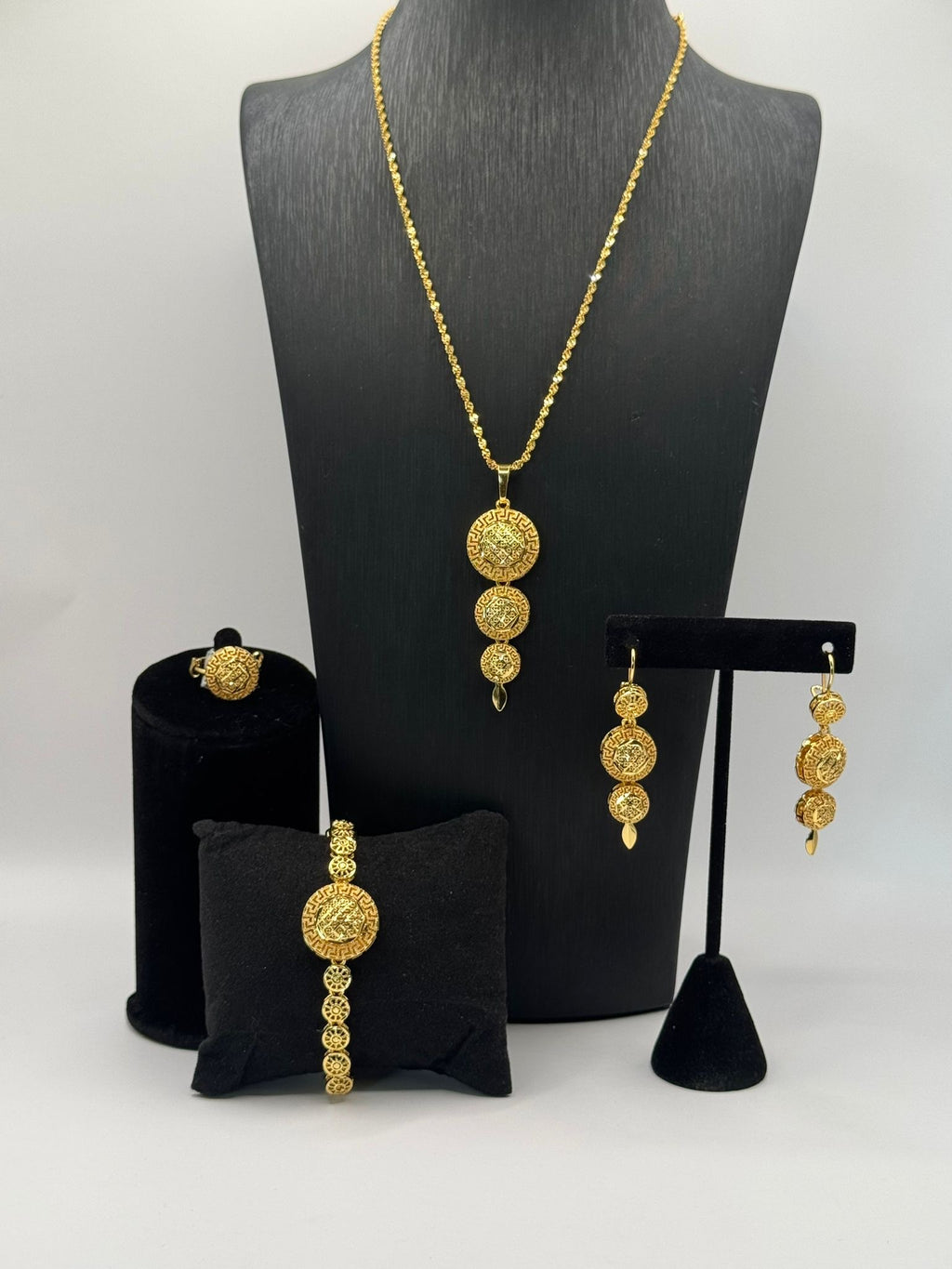 Byzantine Elegance Gold Set