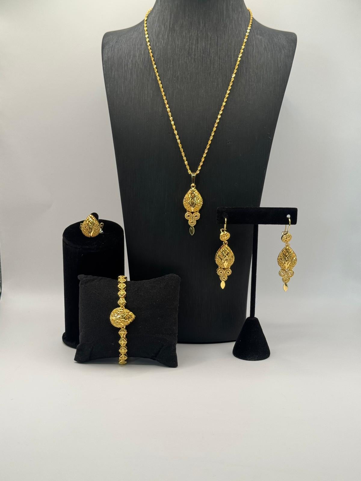 Golden Teardrop Elegance Set
