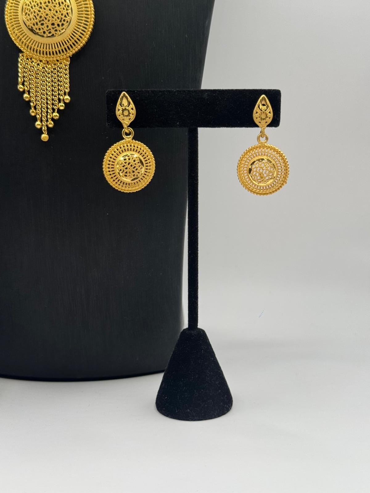 Heritage Gold Necklace Set