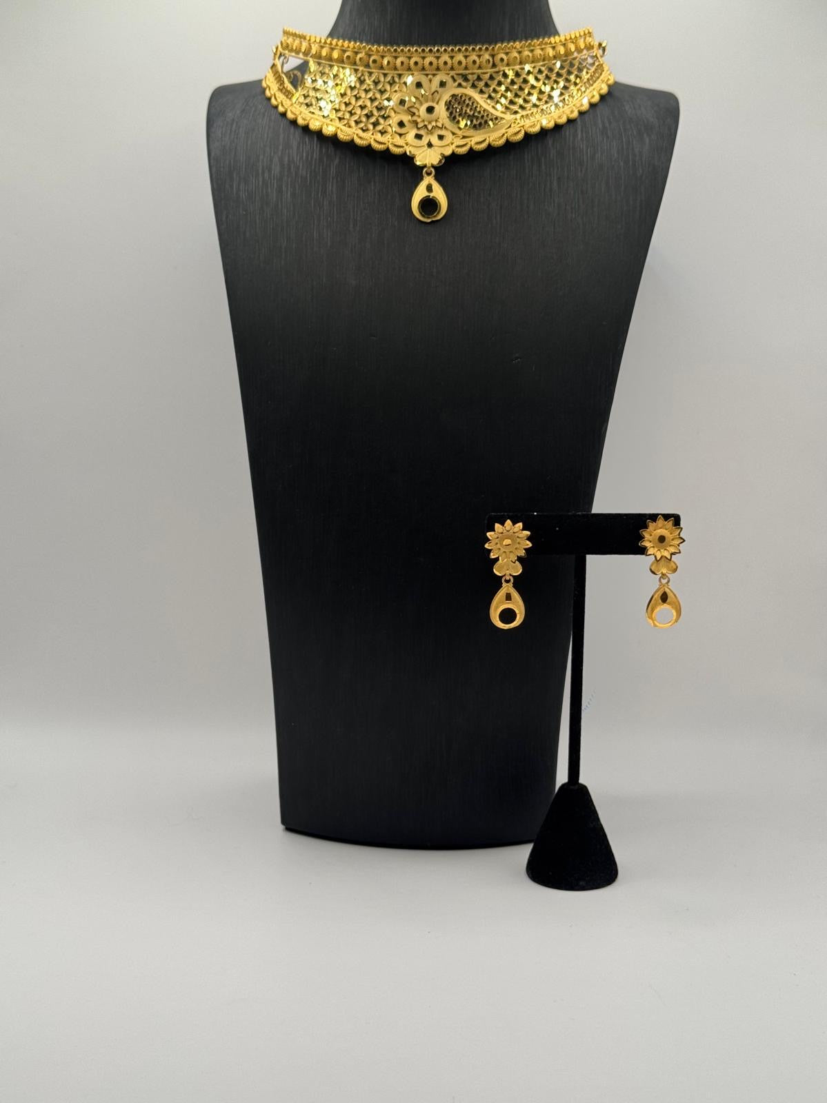 Floral Paisley Grace Choker Set