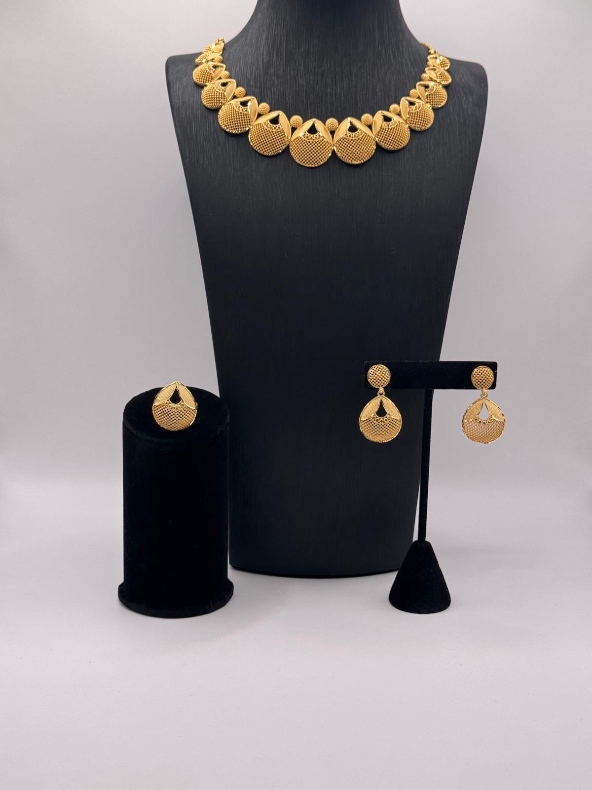 Tufax Regal Collar Necklace Set