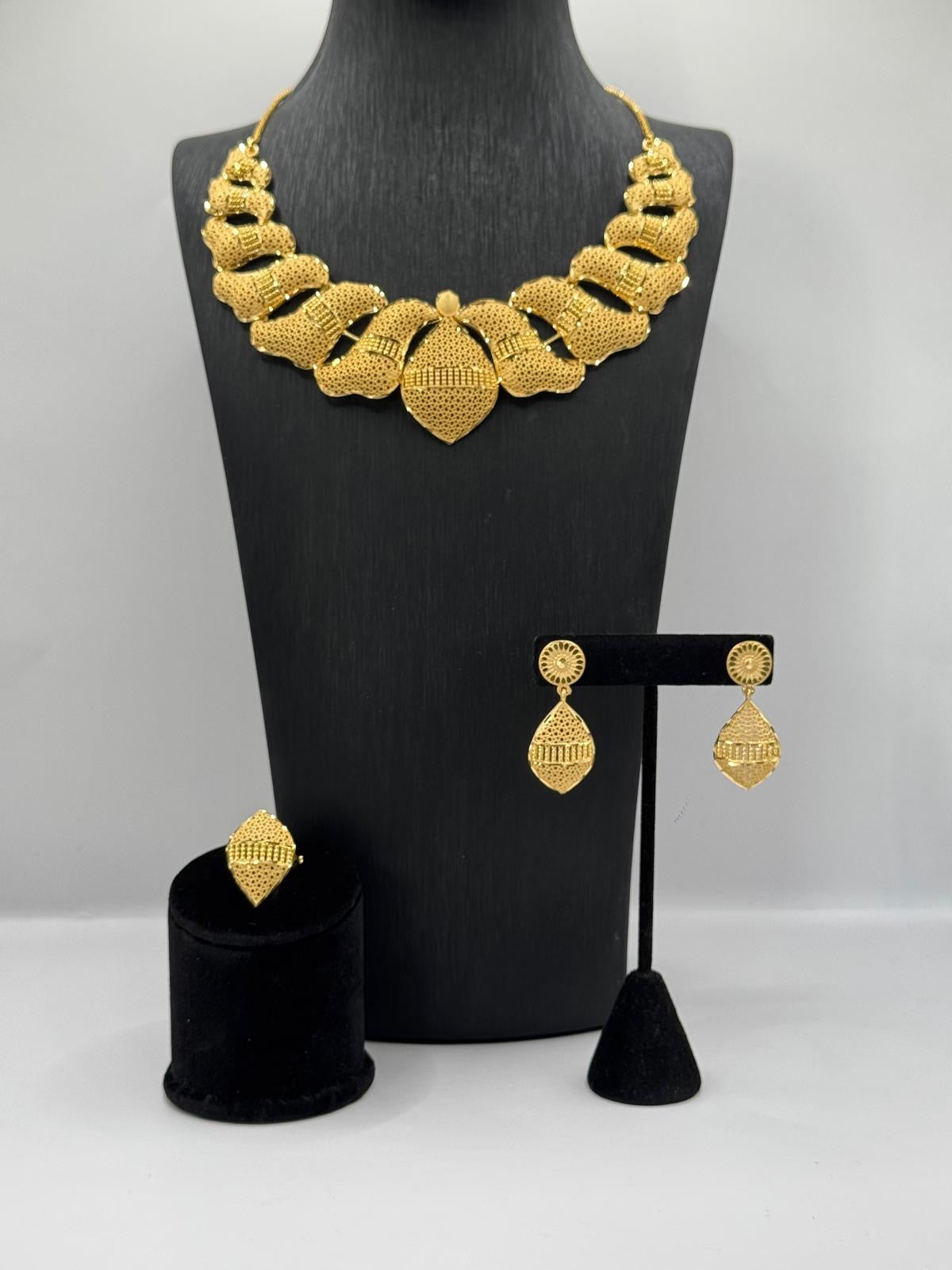 Royal Leaf Jewelry Set