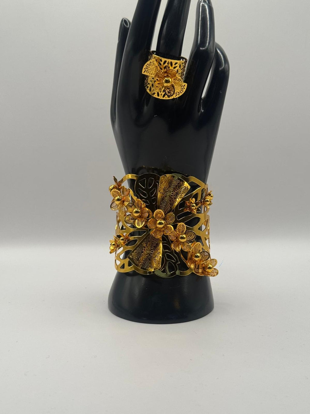 Flower Luxe Hand Cuff