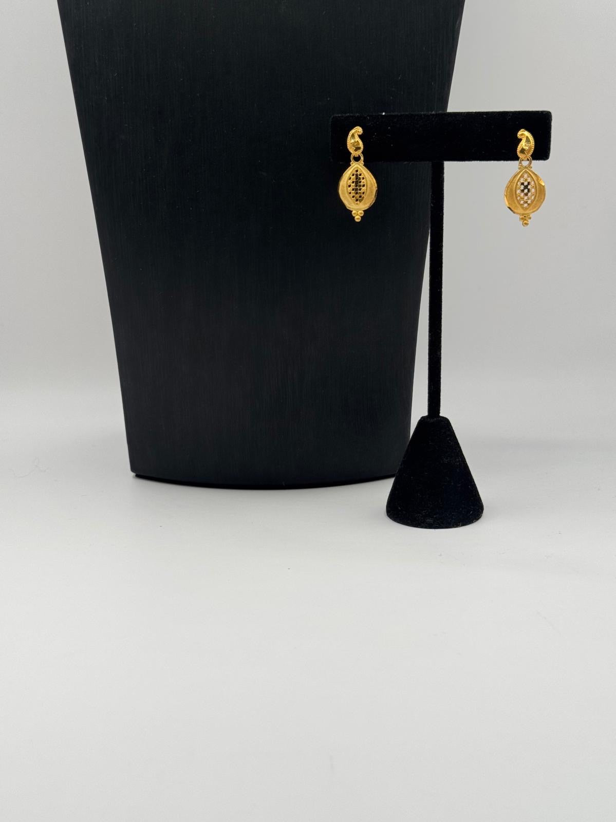 Floral Radiance Heritage Choker Set