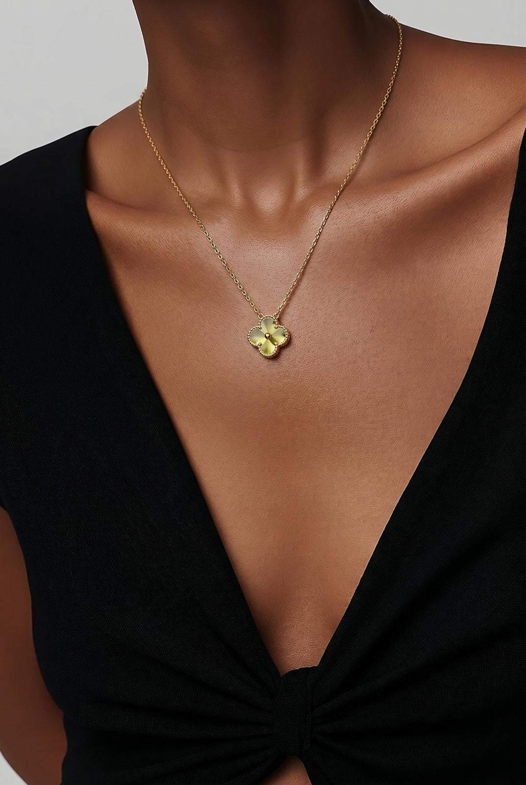 Four Leaves of Noor gold
