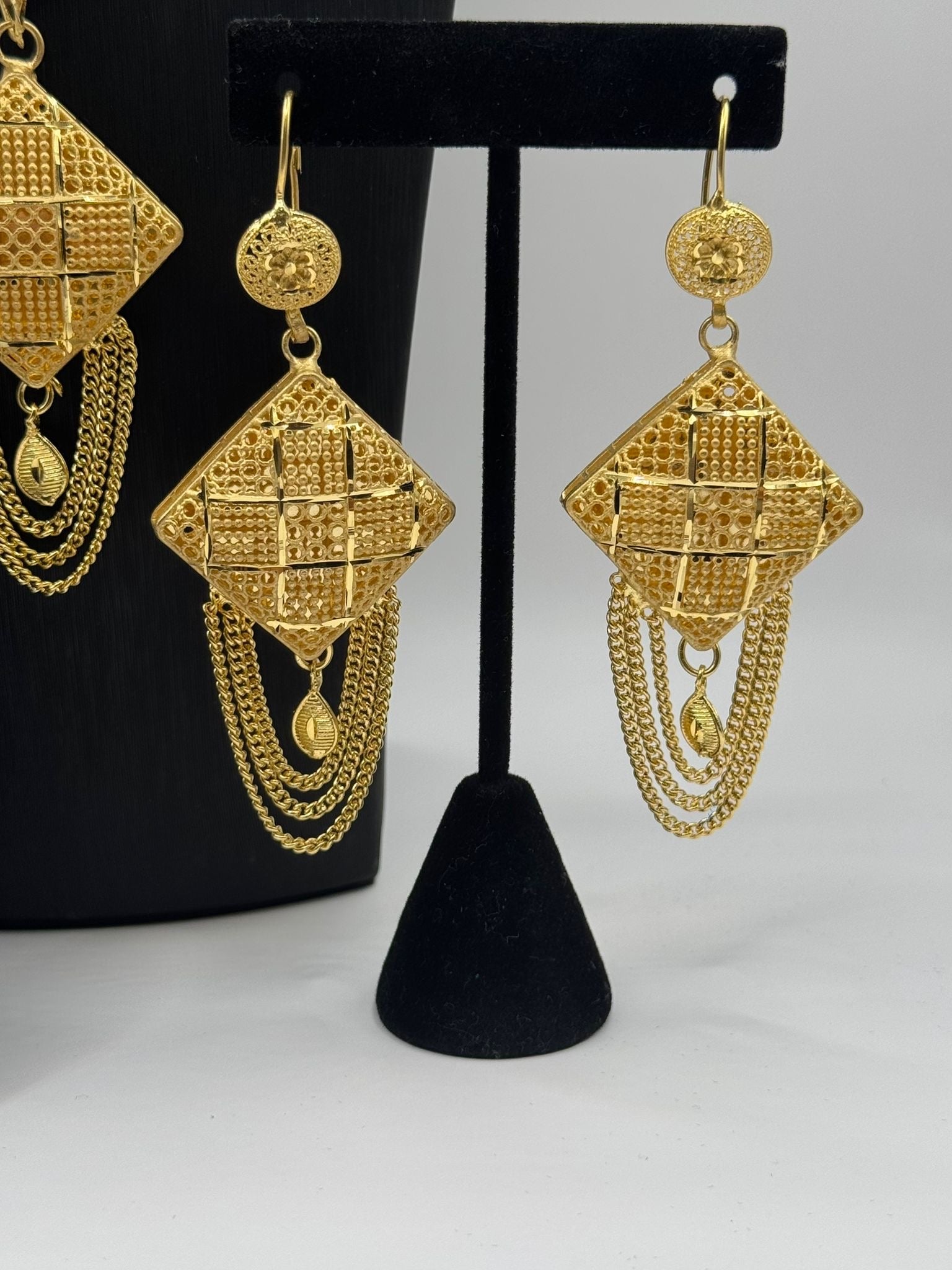 Signature square set