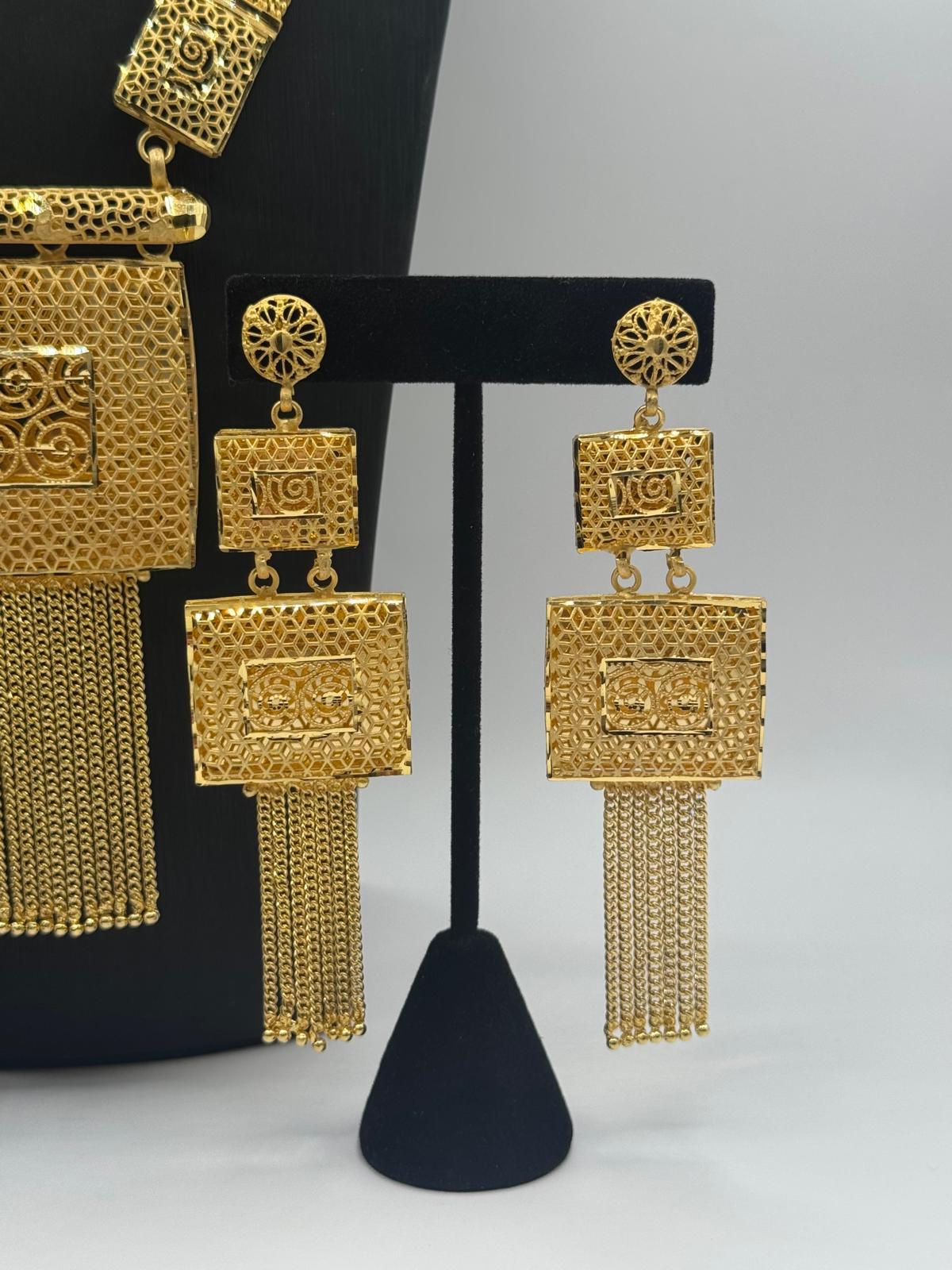 Royal Amran Longline Necklace Set