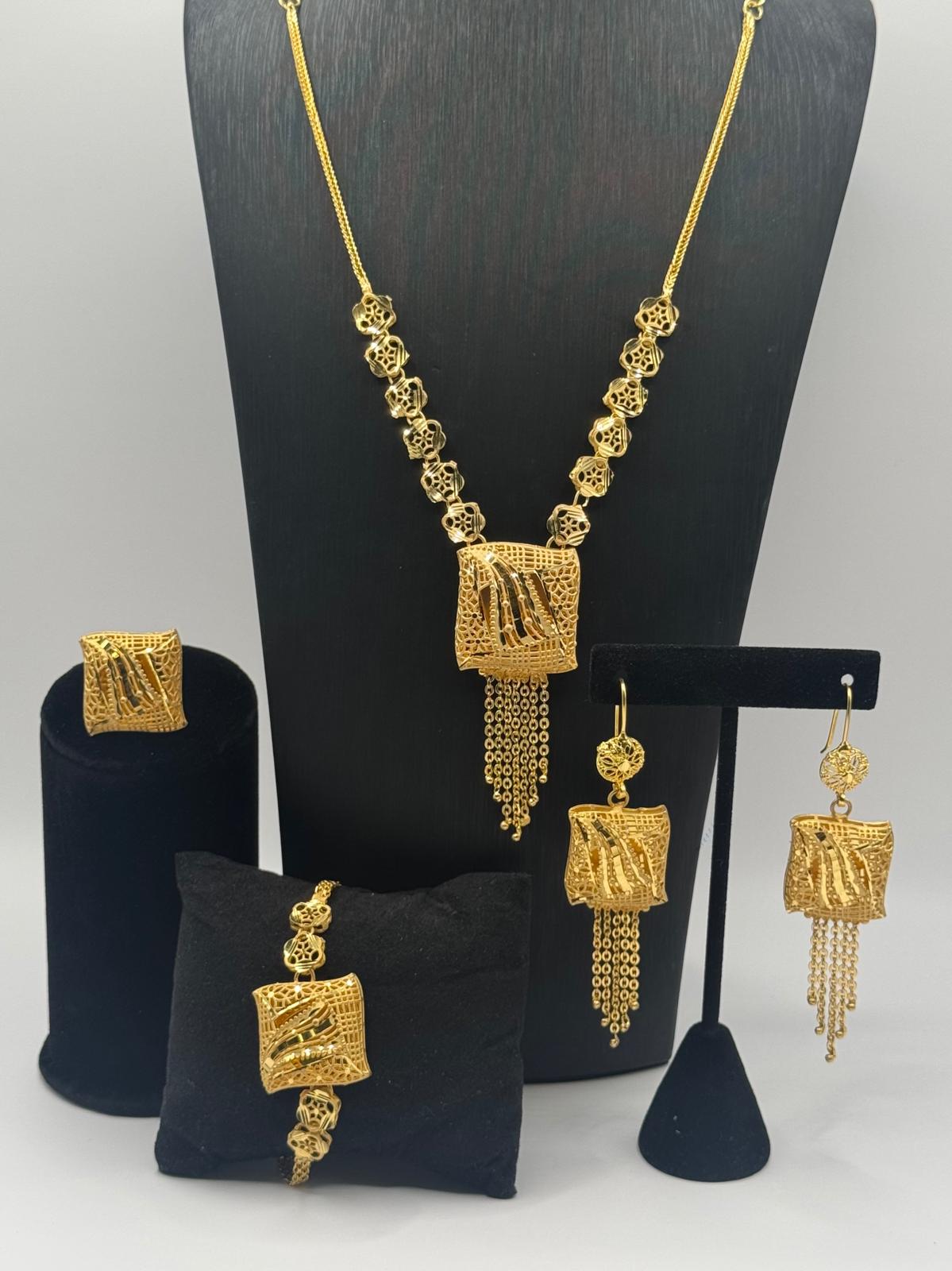 Mini Square Shab Gold-Plated Jewelry Set