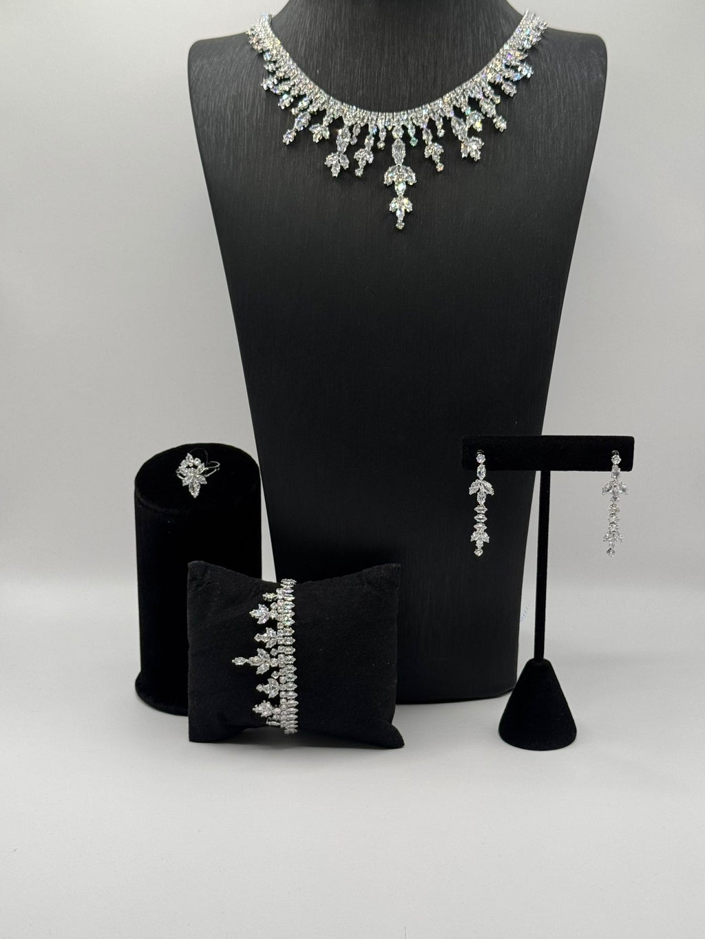 Royale Diamond Parure
