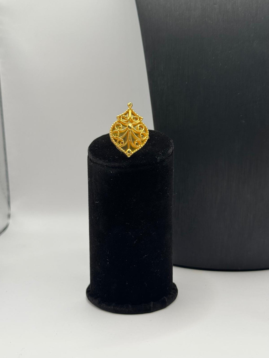 Sahara Luxe Gold Choker Jewellery Set