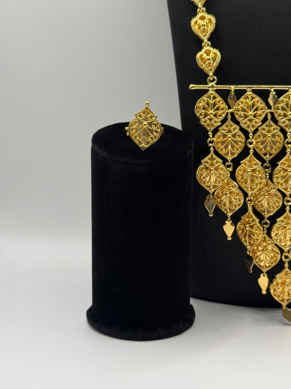 Golden Sahara Regal Longline Set