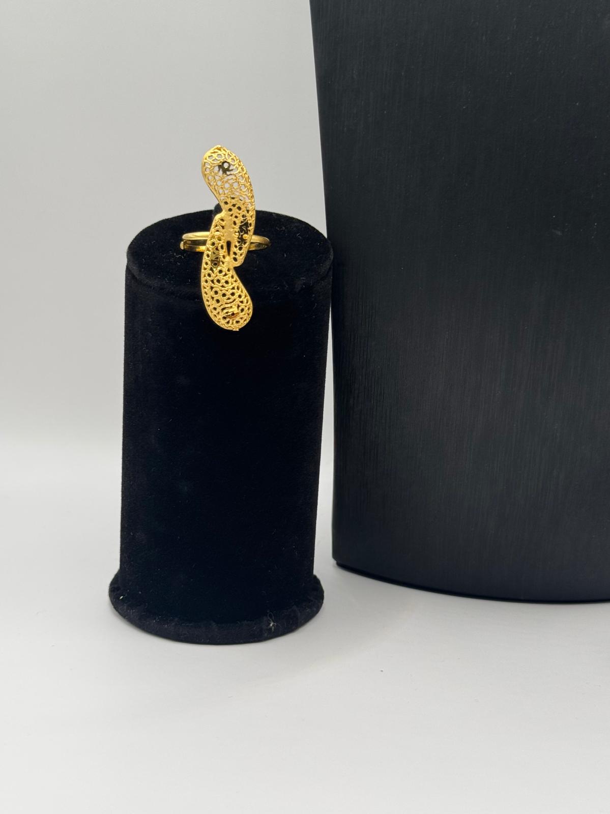 Golden Petal Luxe Set