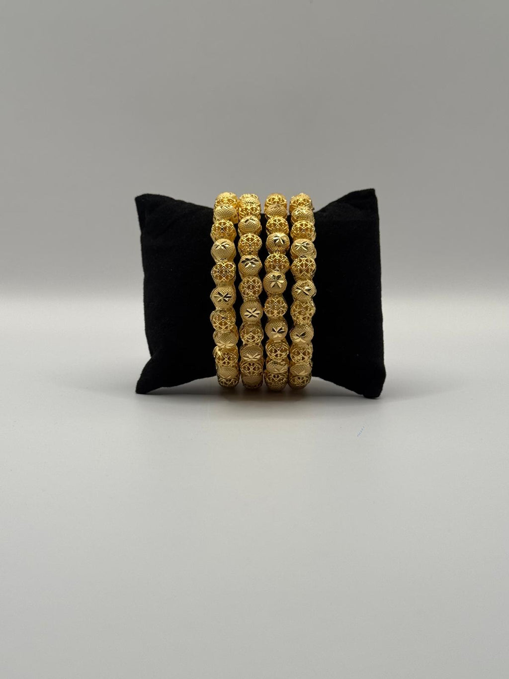 Run Ball bangle