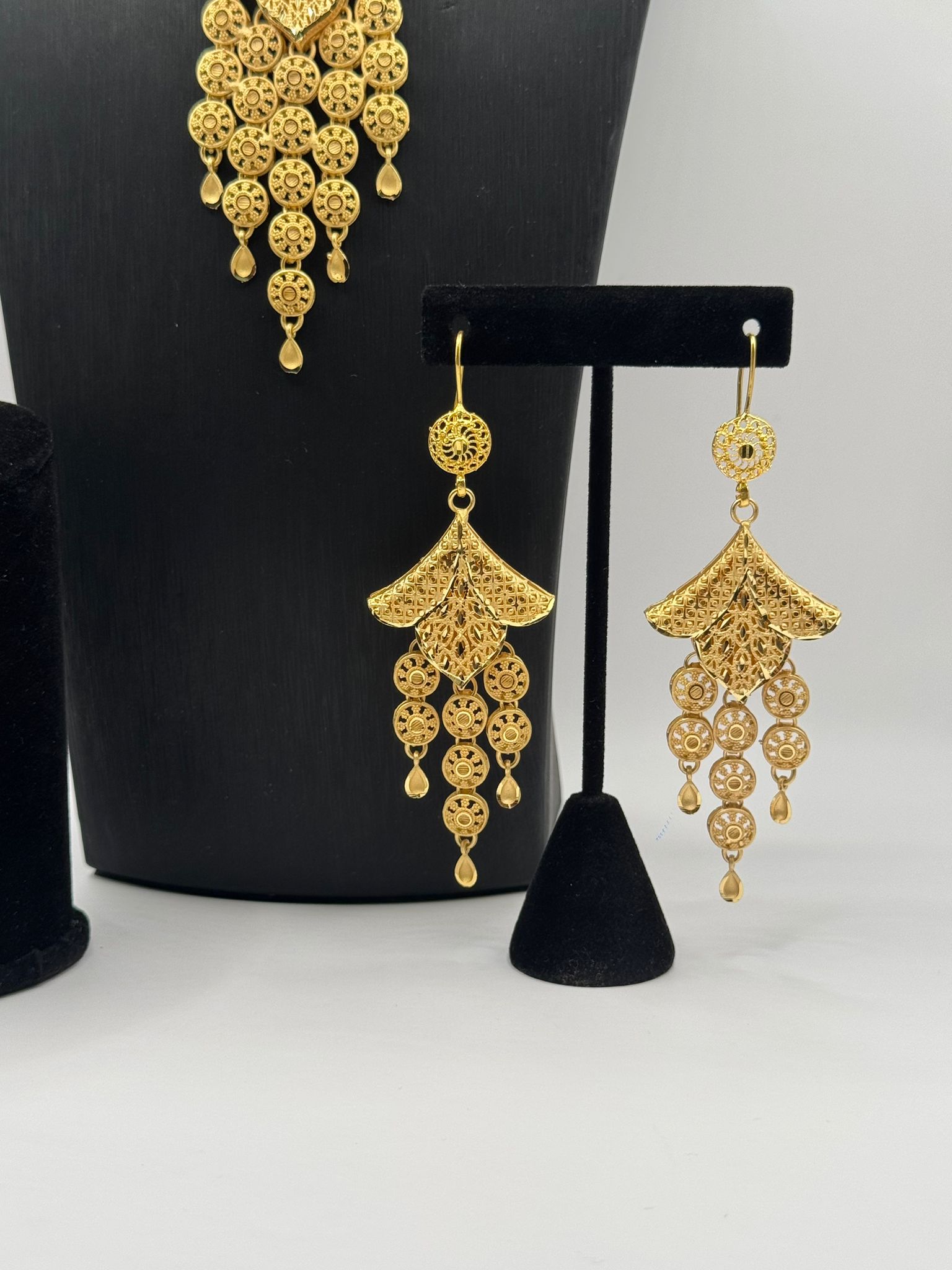 Noor Heritage Gold-Plated Set