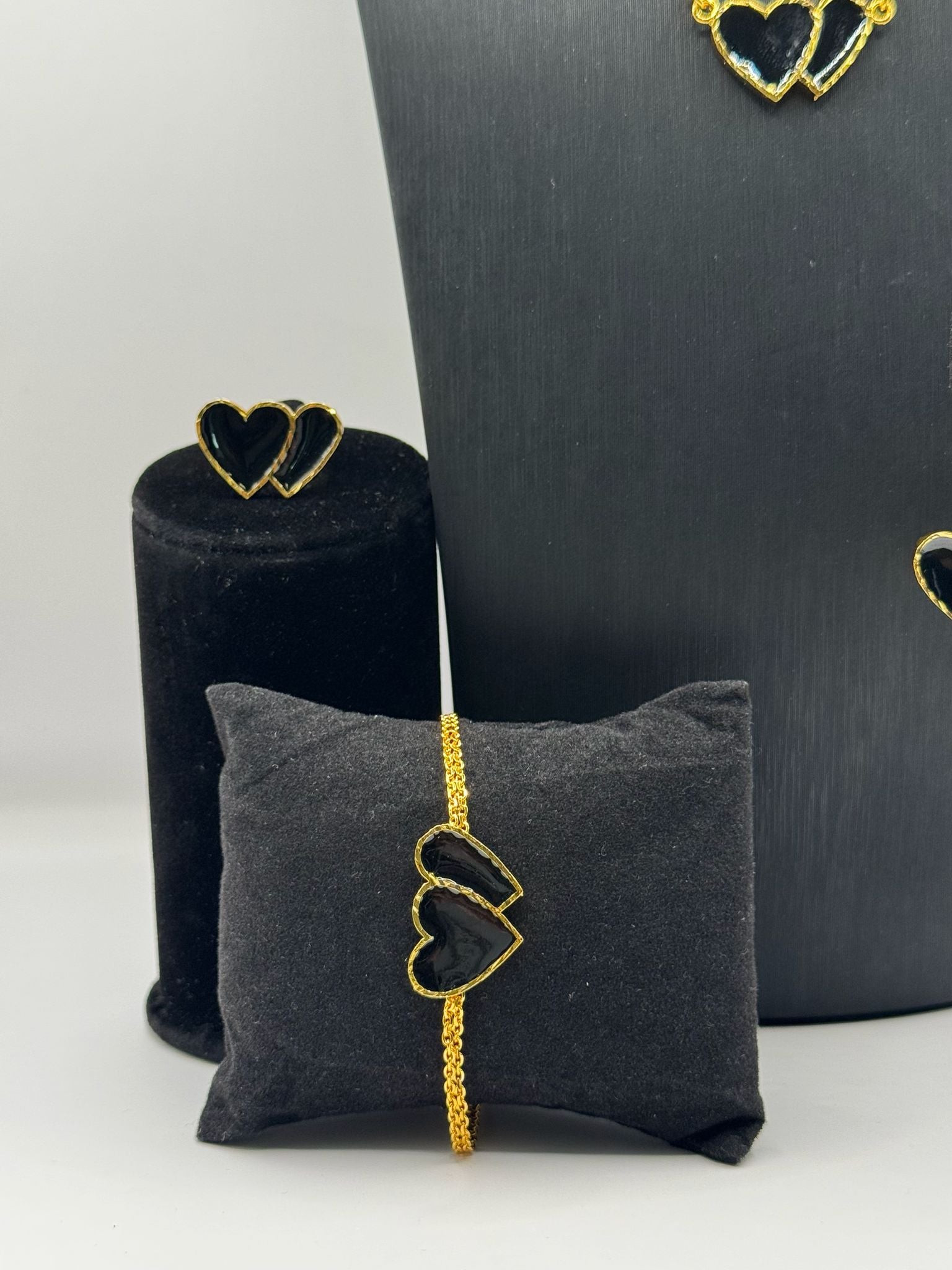 Regal black heart Set