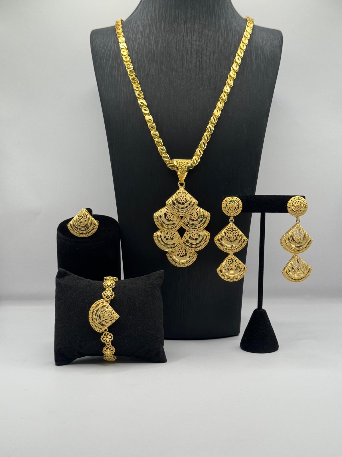 Luxury Gold Filigree Jewellery Set