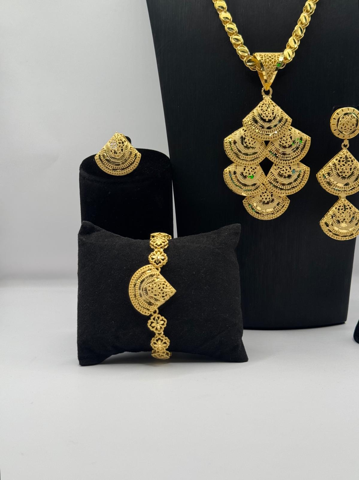 Luxury Gold Filigree Jewellery Set