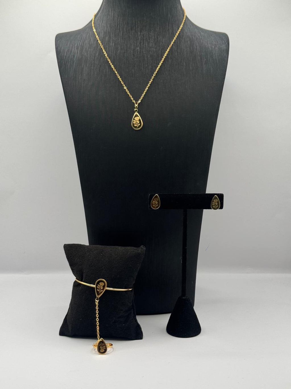 Golden Bloom Teardrop kids Jewelry Set