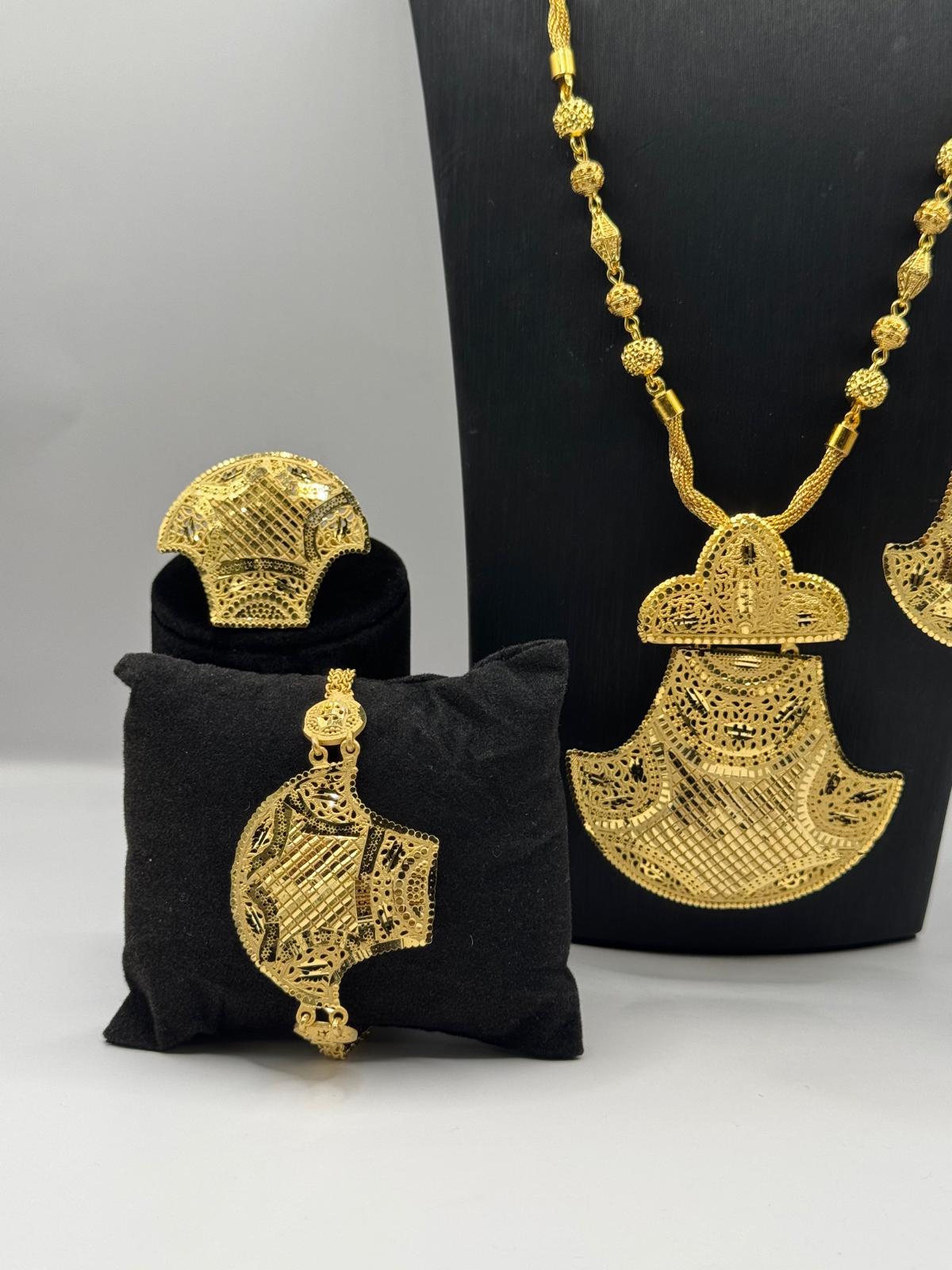 Anchor Gold Jewellery Set