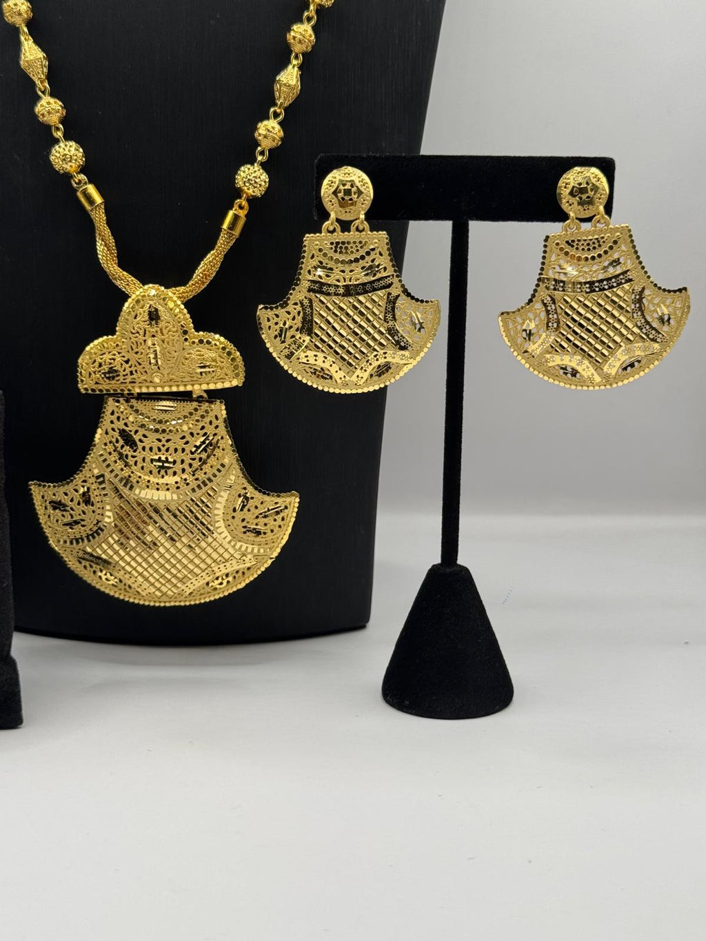 Anchor Gold Jewellery Set