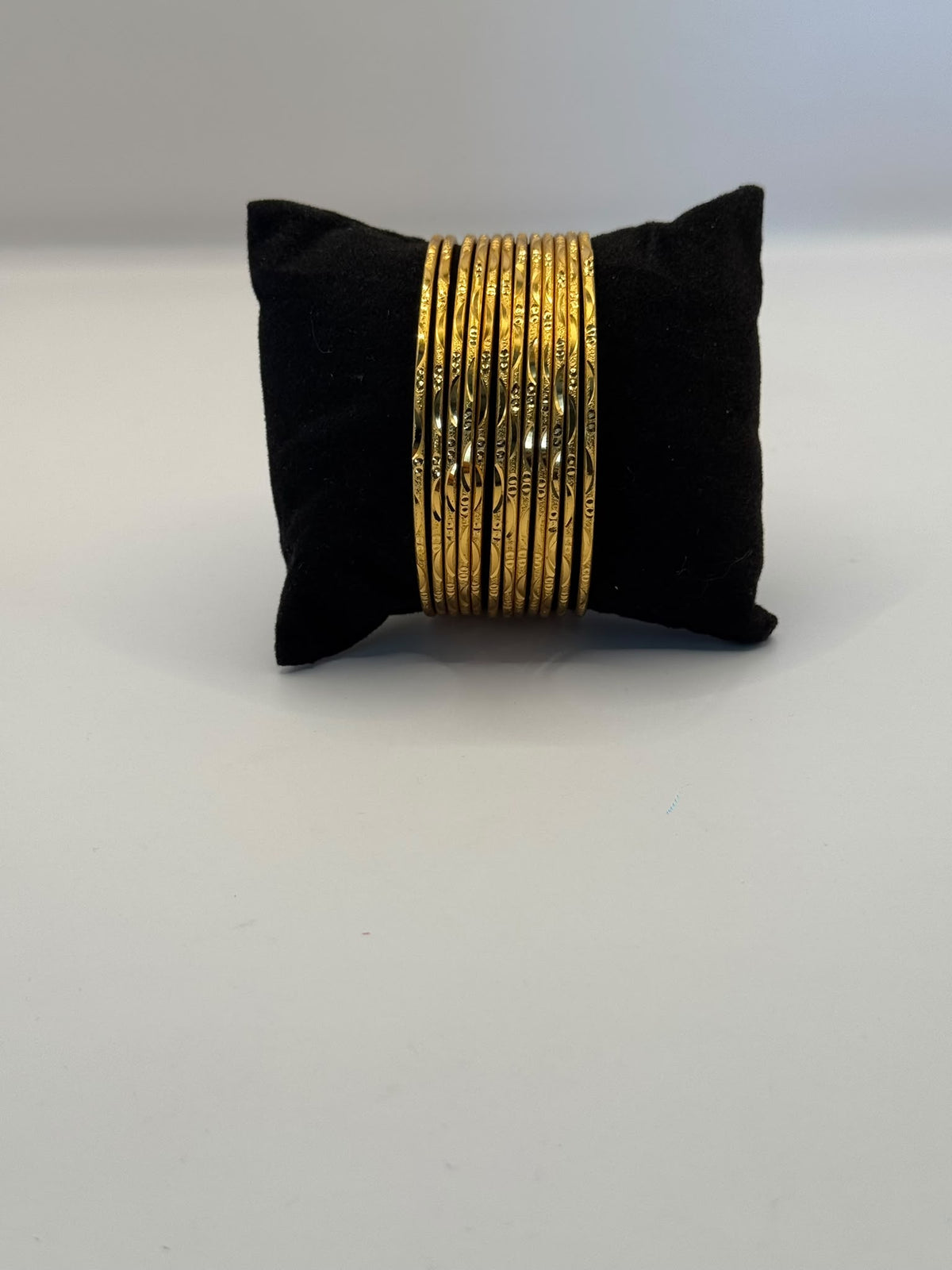 12-pieces Textured Bangle Set