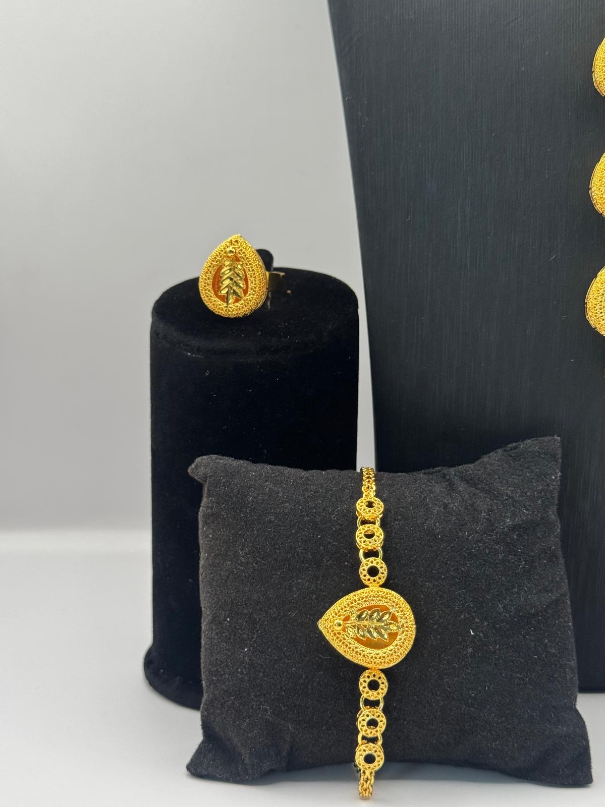 Golden Drop Elegance Set