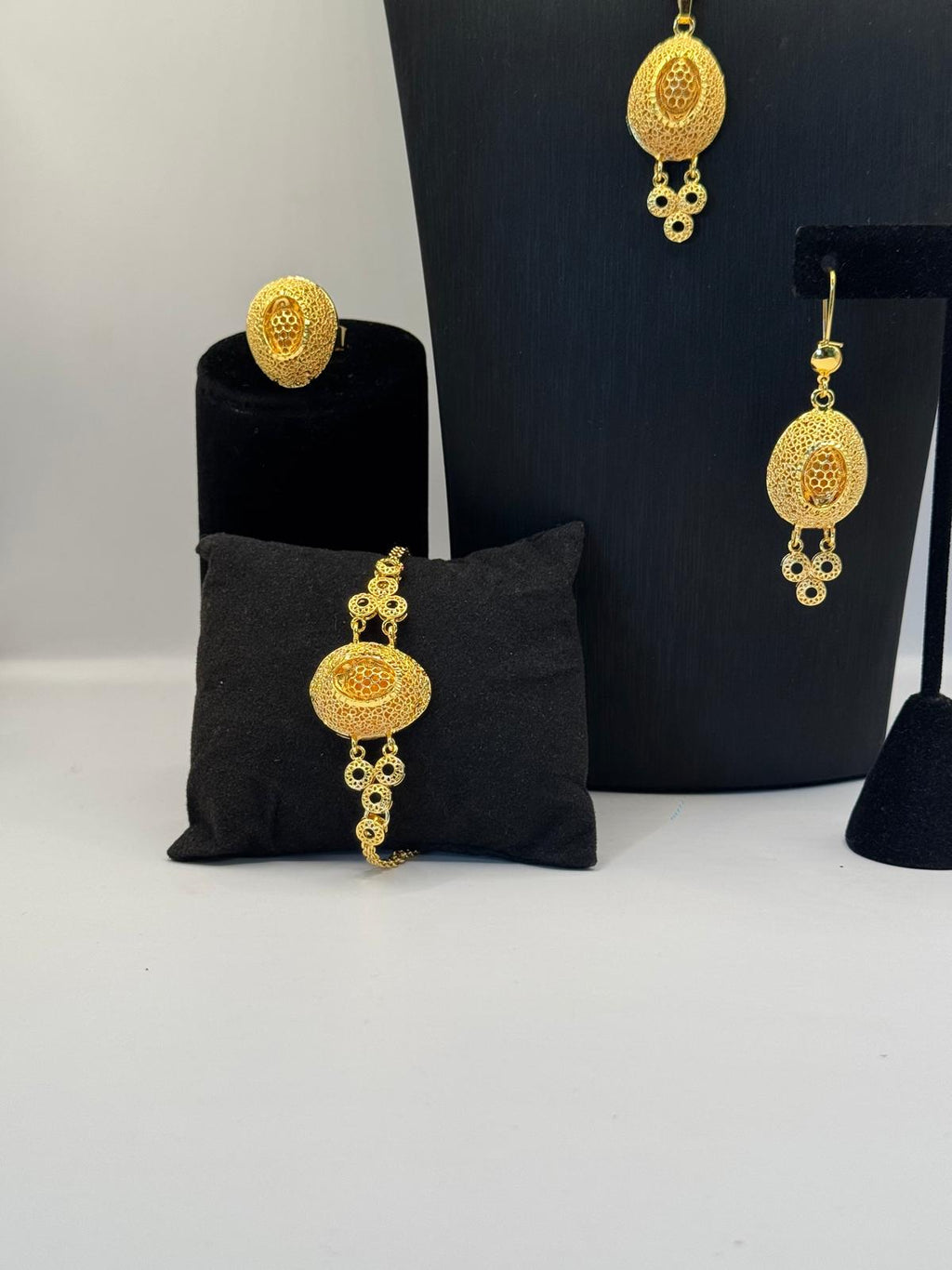 Mesh Gold Jewelry Set